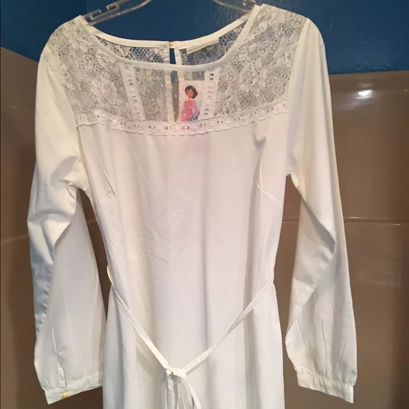 A black and white pair of maternity shirts - Picture 5 of 8